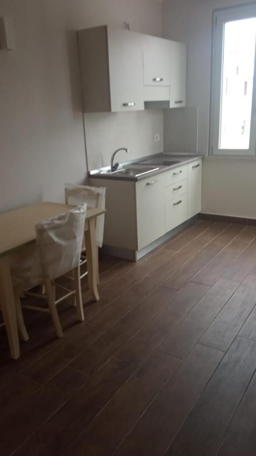 Via Cagliari Apartamento Catanzaro Exterior foto